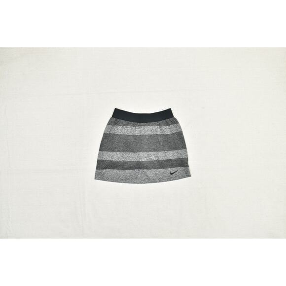 Nike Skirt Womens Small Dri-FIT Tennis Running Athletic Built-In Shorts - Picture 1 of 8